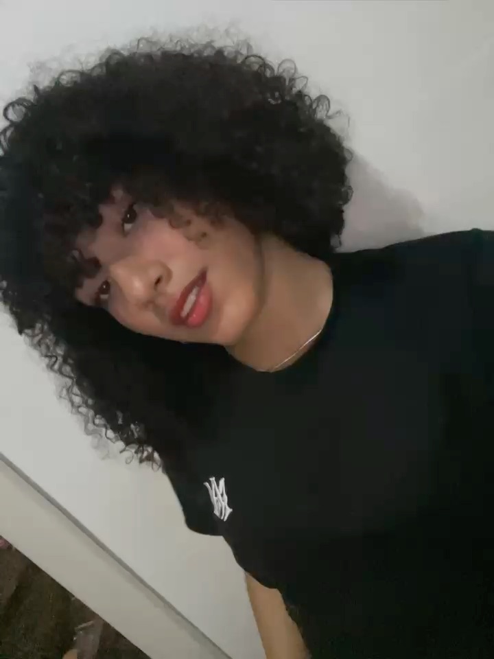 Amor from Venezuela — live on a MiramiChat video call